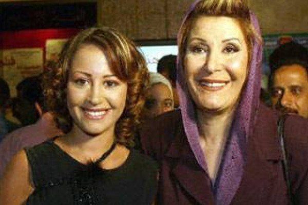 نقل زيزي مصطفى للمستشفى بعد تعرضها لأزمة صحية