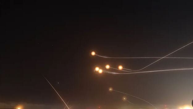 الجيش الإسرائيلي يشن هجمات مكثفة على العاصمة الإيرانية طهران