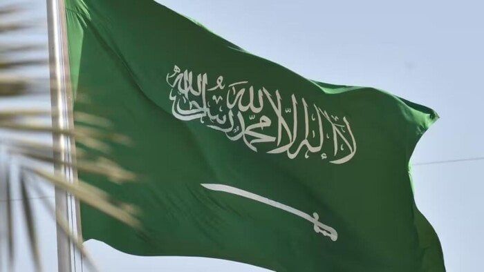 أمر مرفوض ولا يمكن تبريره.. السعودية تعلن تضامنها مع قطر بعد استهداف قاعدة العديد
