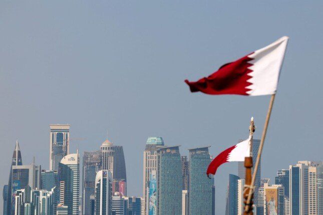 «أكسيوس»: إيران أطلقت 6 صواريخ باتجاه القواعد الأمريكية في قطر
