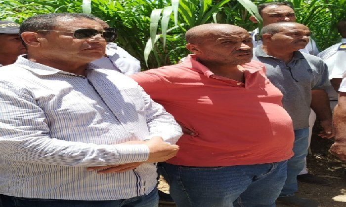 السكرتير العام المساعد بالأقصر يقود حملة إزالات مكبرة بالزينية