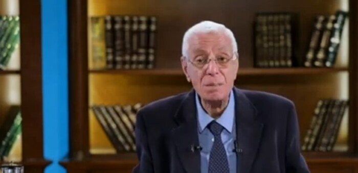 حسام موافي يكشف خطورة تورم اليدين والقدمين لـ مرضى السكر «فيديو»