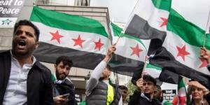 العشرات يتظاهرون أمام سفارة الكيان الإسرائيلي في لندن احتجاجاً على الاعتداءات المتكررة على سوريا
