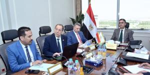 وزير التموين يوجّه برفع كفاءة مصانع السكر وتحديث خطوط الإنترنت