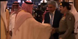وزير السياحة والآثار يشارك في ندوة الحج الكبرى بجدة