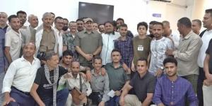 طارق صالح يكشف عن ”اتصال هاتفي” قلب موقف الحوثيين رأسًا على عقب ”دون اعتراض”
