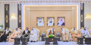 حاكم عجمان ووليّ عهده يواصلان استقبال المهنّئين بعيد الأضحى المبارك