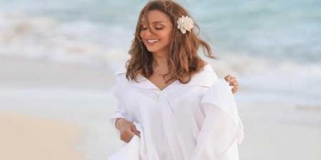 أنغام تحيي حفلا غنائيا في دبي وسط حضور جماهيري كبير