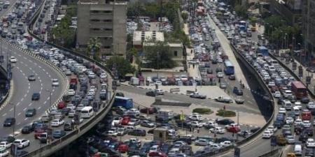 «قبل ما تنزل من بيتك».. كثافات مرورية بطرق ومحاور القاهرة والجيزة