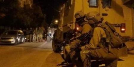 إصابة طفل فلسطيني برصاص الاحتلال واعتقال 3 فلسطينيين في نابلس