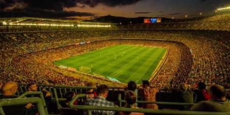 برشلونة يفوز على إشبيلية برباعية بالدوري الإسباني