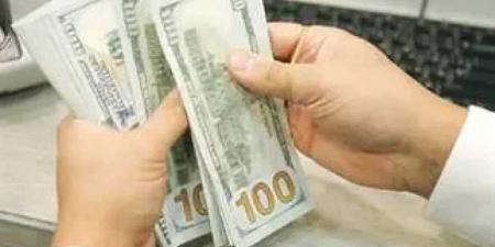أسعار الدولار والعملات الأجنبية خلال تعاملات اليوم بالبنوك المصرية