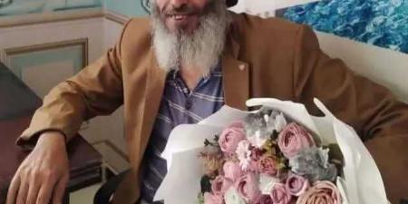 حملة تبرعات لـ”تزویج معلم” بمحافظة إب تلقى تفاعلاً واسعاً من أوساط الناشطين
