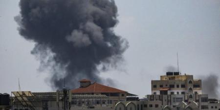 القاهرة الإخبارية: انفجارات في شرق مدينة غزة جراء قصف مدفعى إسرائيلي