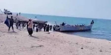 ضبط عشرات المهاجرين خلال محاولة تهريبهم إلى اليمن