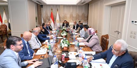 وزير الشباب يترأس اجتماع مجلس إدارة صندوق التمويل الأهلي