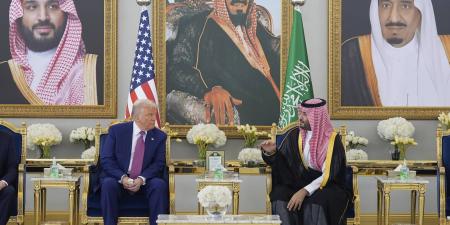 ولي العهد السعودي والرئيس الأمريكي يعقدان جلسة مباحثات في الرياض