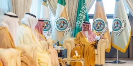 الداود يستقبل عددًا من أمراء الأفواج