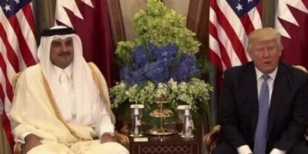 أمير قطر والرئيس الأمريكي يبحثان آخر التطورات الإقليمية والدولية