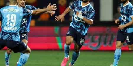 هدية حارس الزمالك تساعد بيراميدز في مطاردة الأهلي