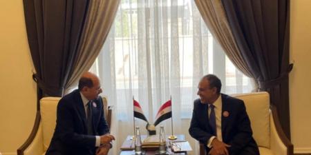 وزير الخارجية يناقش مع نظيره اليمني حشد التأييد الدولى لخطة إعمار غزة