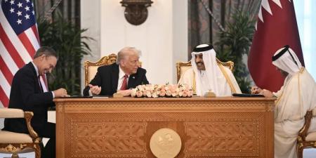 بعد مشاورات مغلقة.. أمير قطر وترامب يشهدان توقيع اتفاقيات