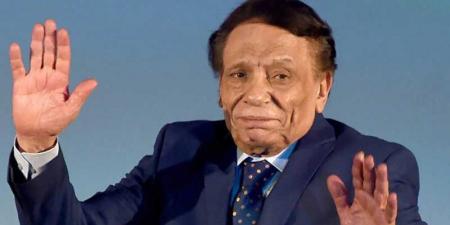 بين رغبة العائلة وحنين الأصدقاء.. عيد ميلاد عادل إمام يثير الجدل