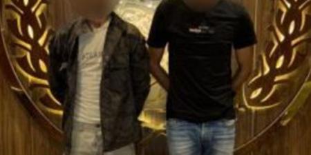 ضبط عاطلين بالقاهرة استوليا على مبلغ مالي بانتحال صفة