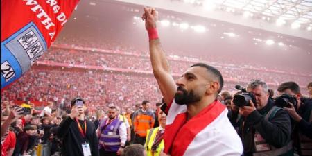 محمد صلاح يحدد موعد اعتزاله كرة القدم