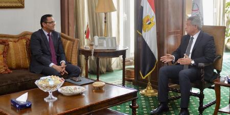 رئيس الأعلى للإعلام يستقبل نقيب الصحفيين