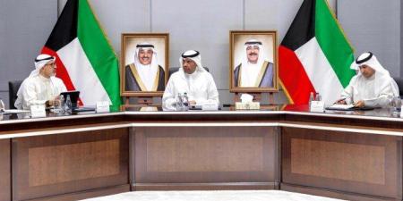 الكويت.. اليحيا يبحث مع مساعديه سبل تطوير العمل الدبلوماسي بالوزارة