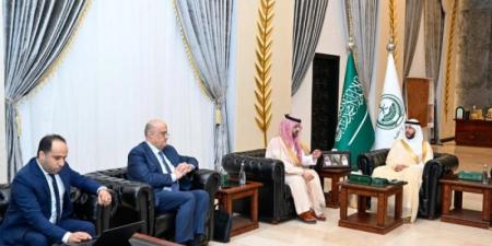 محافظ الطائف يستقبل مدير برنامج التشجير بهيئة تطوير منطقة مكة