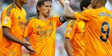 بثنائية نظيفة.. ريال مدريد يهزم إشبيلية بالدوري الإسباني