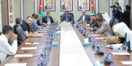 توصية نيابية بتثبيت موظفي "شراء الخدمات" في التلفزيون