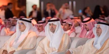 وزير الإسكان: أكثر من 133 ألف منشأة تعمل بقطاع التشييد في السعودية