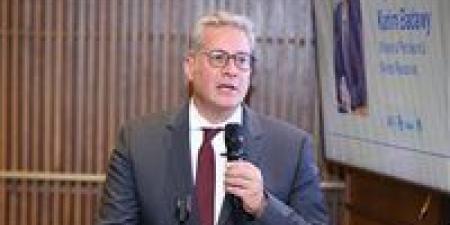 وزير البترول يؤكد التزام الدولة تجاه شركائها الأجانب فى أنشطة ومجالات صناعة البترول والغاز