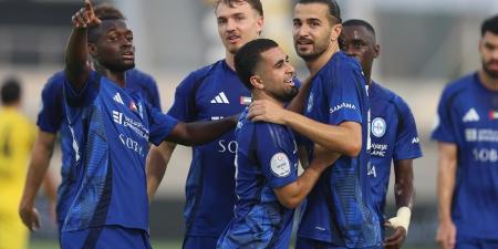 النصر يقتنص كلباء بصعوبة