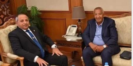 لظروف صحية.. كامل أبو علي يستقبل من مجلس إدارة المصري