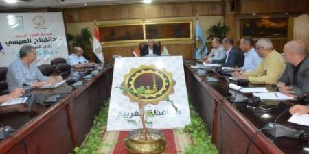 محافظ الغربية يتابع موقف المشروعات الخدمية والتنموية بالمراكز ويشدد: المواطن لن ينتظر أكثر من ذلك