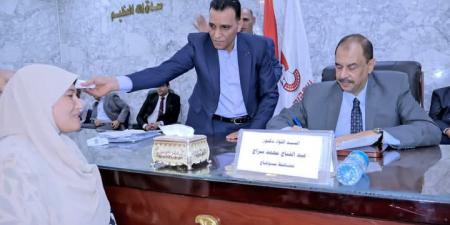 محافظ سوهاج يعقداللقاءالجماهيري الأسبوعي للاستماع شكاوى المواطنين
