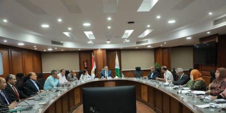 محافظ الجيزة يعقد لقاء الثلاثاء الأسبوعي لبحث الشكاوى والطلبات المقدمة من مواطني أحياء العجوزة والدقي والهرم وإمبابة ومركز ومدينة منشأة القناطر