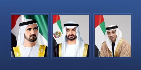 رئيس الدولة ونائباه يعزون سلطان عمان بوفاة والدة السيدة الجليلة
