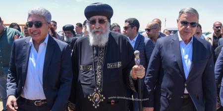 برفقة الفريق أحمد خالد حسن محافظ الإسكندرية