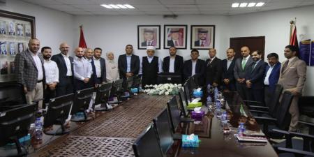 الخلايلة لبعثة الحج الإعلامية: نريد نقل قيم المحبة التي يحملها الحاج الأردني