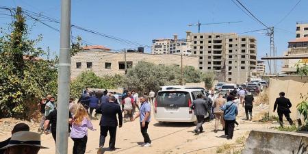 الاردن يدين بشدة اطلاق النار على وفد دبلوماسي في جنين بينهم السفير الاردني في رام الله عصام البدور