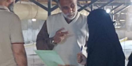 لجان مرور على مزارع الدواجن بمطروح