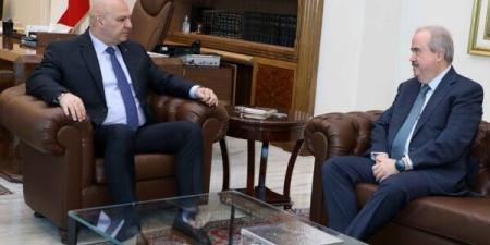 رئيس الجمهورية إستقبل وزير المالية الذي عرض معه ملف التعيينات ووفدا من العيشية
