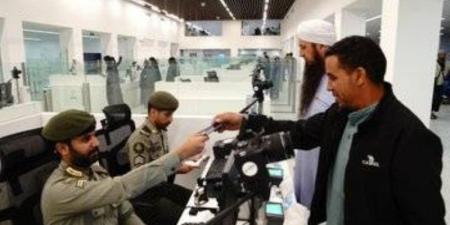 الجوازات: إجمالي الحجاج القادمين من خارج المملكة عبر المنافذ الدولية (890,883) حاجًا