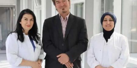 طبيبة يمنية تتقلد منصبًا مرموقًا في أحد مستشفيات ألمانيا