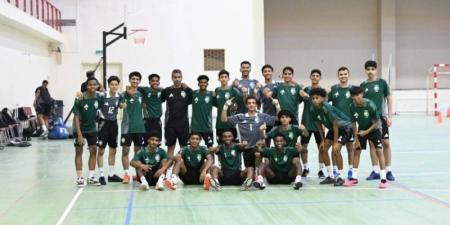 منتخب الصالات تحت 17 عامًا يدشّن تدريباته في مدينة الخبر